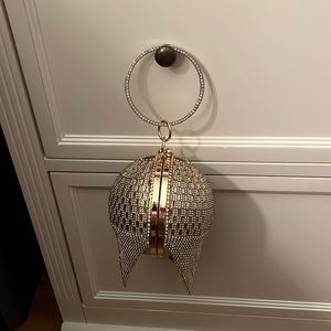 Light gold ornament evening bag wristlet